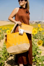 bolsas de yute con asas color amarillo